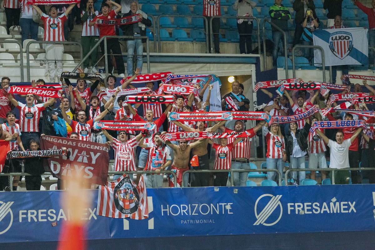 CDeportivoLugo's tweet photo. Un venres laborable calquera por Avilés ❤️‍🔥 

Canto honor á nosa xente 🫂

#ForzaLugo https://t.co/B7lh9MOQU8