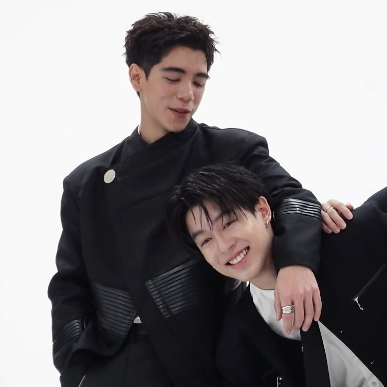 addison3m's tweet photo. I NEED THEM IN ANOTHER BL ASAP!🥰❤️🥹😍🔥 #PideNew https://t.co/OOe8X1Work