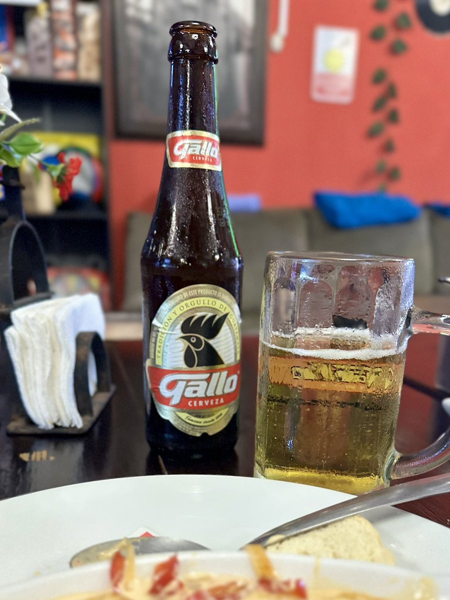 GhosttGt's tweet photo. Nada como una buena chela en @rustyguate https://t.co/P0ysJznfgt