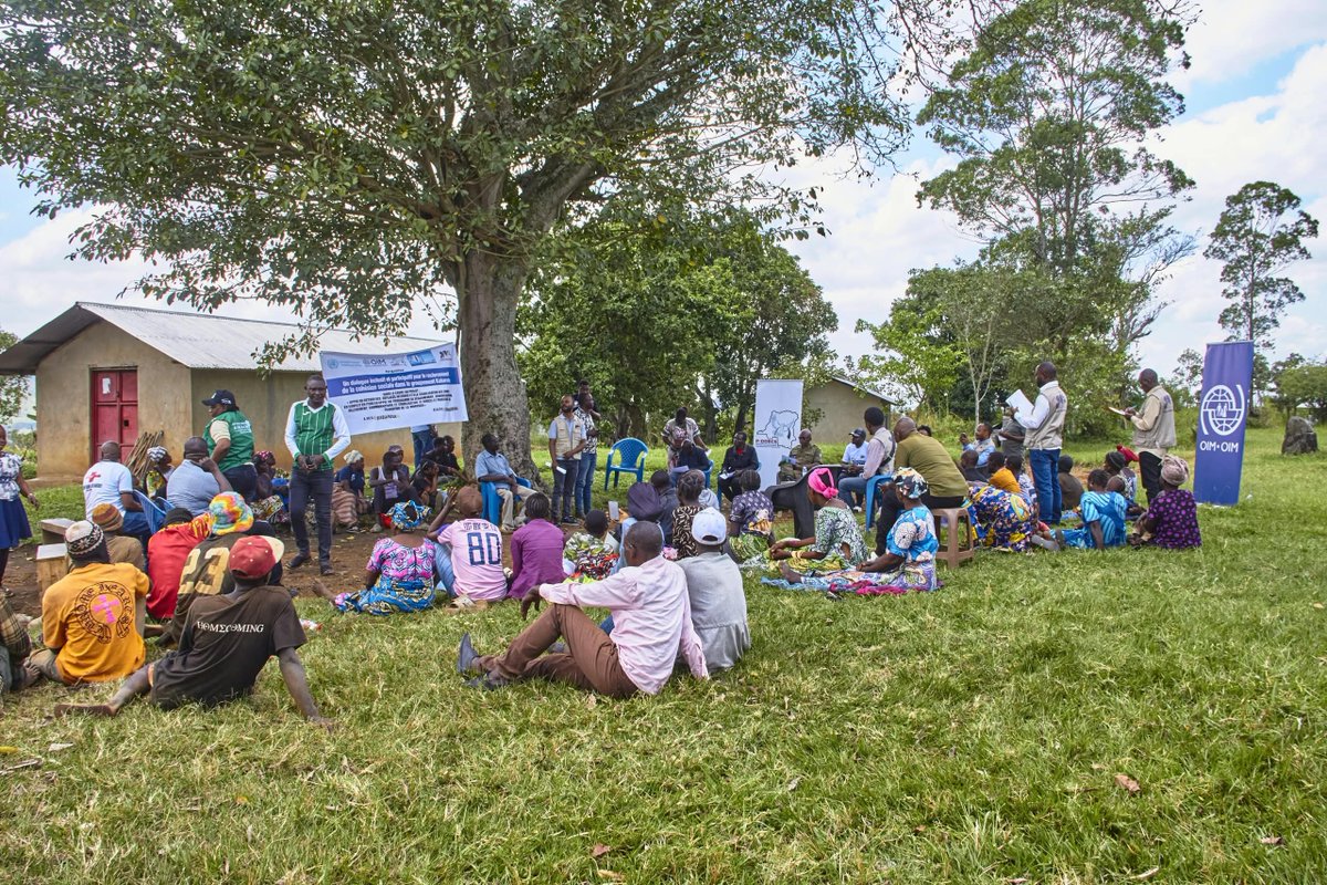 ACIARasbl's tweet photo. 🛑Irumu – Kabarole | Le dialogue pour renforcer la confiance et la cohésion sociale

« Permettre à chacun d’exprimer ses préoccupations est un premier pas pour apaiser les tensions. »

Cliquez ici👇 pour tout lire 
https://t.co/StTuK5DN4n
#rdc #OIMRDC #UN #MONUSCO #ituri https://t.co/UOctZmnxHX