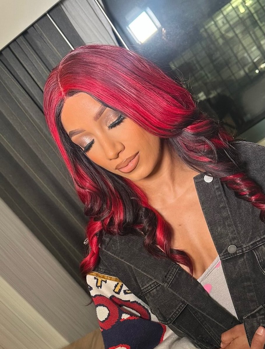 VaquerBnks's tweet photo. 📸 _makeupnheels_ https://t.co/XnkOjI3UHA