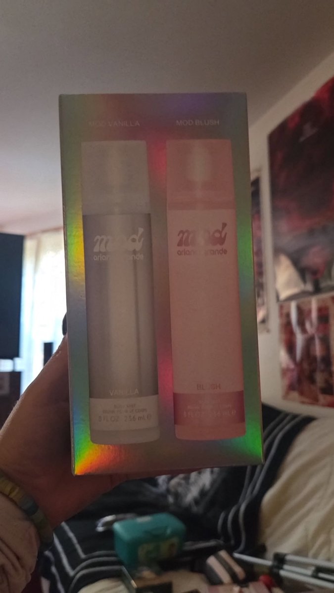lana_drop's tweet photo. Well tanning was soooo needed, plus the little shopping i did. Here is what I got, I got sweeney Todd on 4k steelbook some new #arianagrande #modvanilla #bodysprays and this new #Jawhara amberwood nomad purfume. 😀 https://t.co/eipgjXdhhq