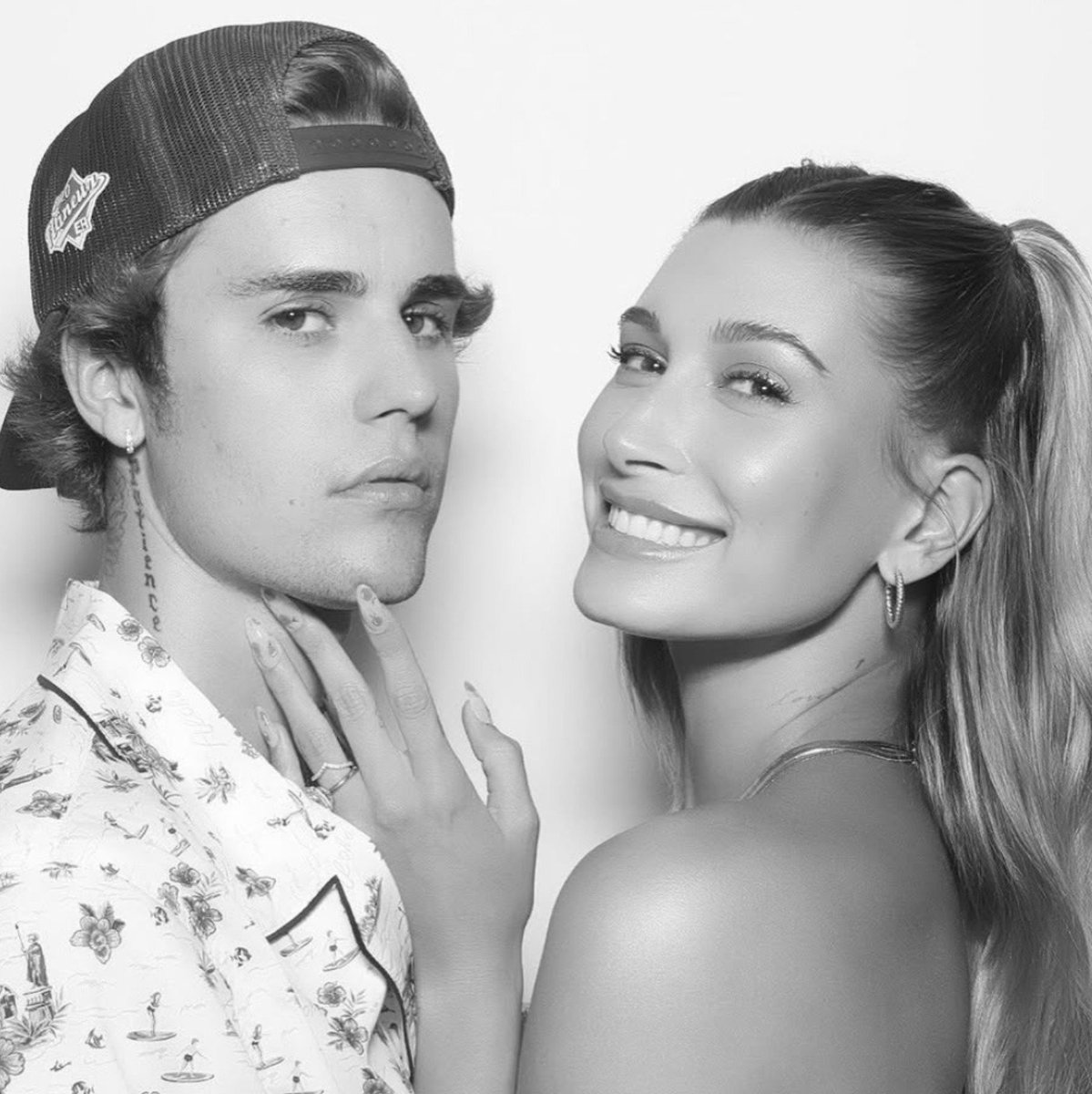 belieberandom1's tweet photo. 🤍 2020 - - - - - - - - > 2026 🤍 https://t.co/D4viOFrOxC