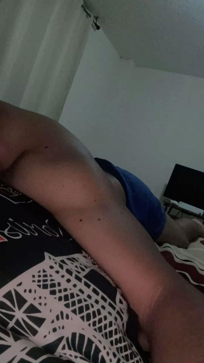 melyedusw's tweet photo. Que harán hoy? #swingerbi #swingermedellin #swingerguatemala https://t.co/tTVkFRUocB