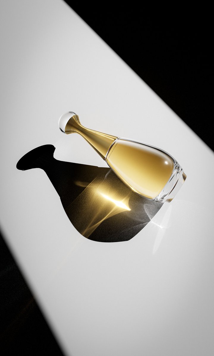 EthDavis_'s tweet photo. Ok.. final test just because it's so fun, especially coming from a studio photographer background. Super excited to have proper dispersion in 5.3 too!
#blender #3d #caustics
https://t.co/wWXftaojEO https://t.co/wONlOohqKU