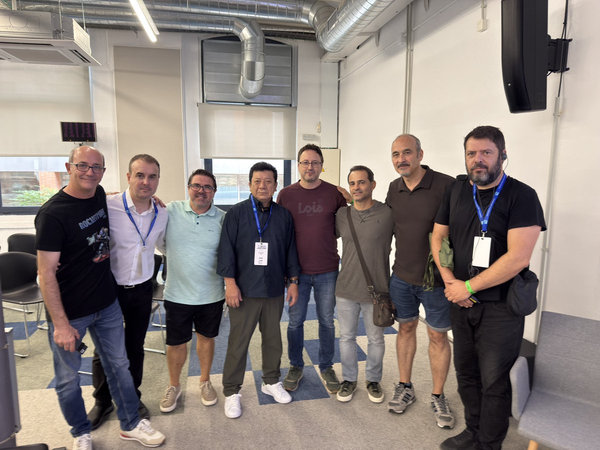 xavisorinas's tweet photo. Thanks to @UOCuniversitat, Toshinari Oka, @ManuelPazosMSX @mon_ribas @jamqueTPM and all members for this beautiful day on RuJapan. https://t.co/EcXbzTcYFK