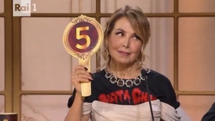 palettaBdUrso's tweet photo. Per la seconda volta CINQUE 5️⃣ 

#ballandoconlestelle https://t.co/hxDlAhJ26Y