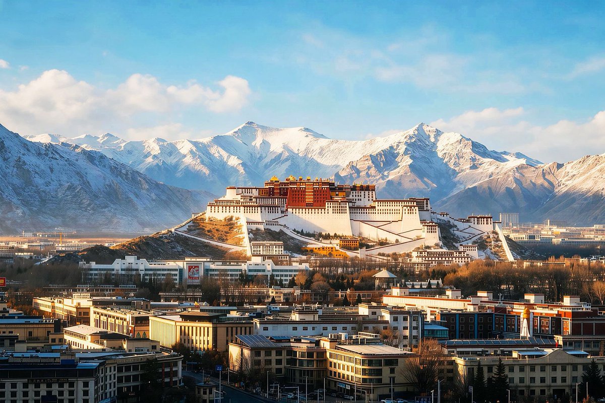 Zayaatuya's tweet photo. 听了一些藏语歌，突然很想去拉萨
བློས་གཏོང་དཀའ་། བློས་གཏོང་དཀའ་། གྲོལ་དཀའ་།
ལས་དབང་ནས་ལས་དབང་མེད་པར་གྱུར་། https://t.co/HRTq6i1XRD