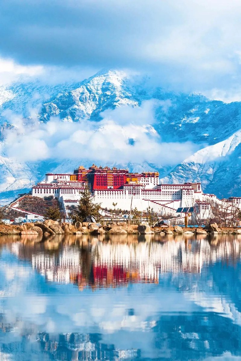 Zayaatuya's tweet photo. 听了一些藏语歌，突然很想去拉萨
བློས་གཏོང་དཀའ་། བློས་གཏོང་དཀའ་། གྲོལ་དཀའ་།
ལས་དབང་ནས་ལས་དབང་མེད་པར་གྱུར་། https://t.co/HRTq6i1XRD