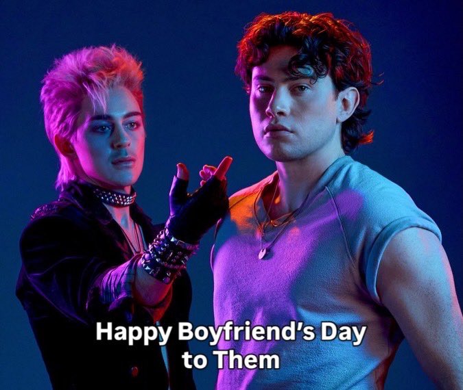 justluvbourzgui's tweet photo. Happy Boyfriend’s Day to Them https://t.co/IWDoxCGlDn
