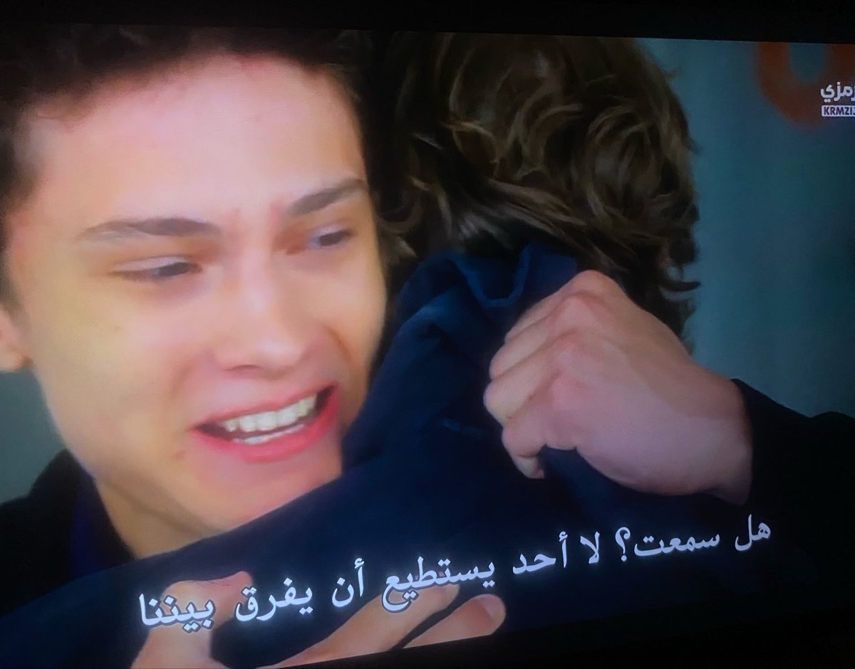 icherie74's tweet photo. بهذا المشهد محتاره على منو اضحك هههههههههههههههههههههههههههههههههههههههه اثنينهم حلاتيت https://t.co/eWBDZIBFAU