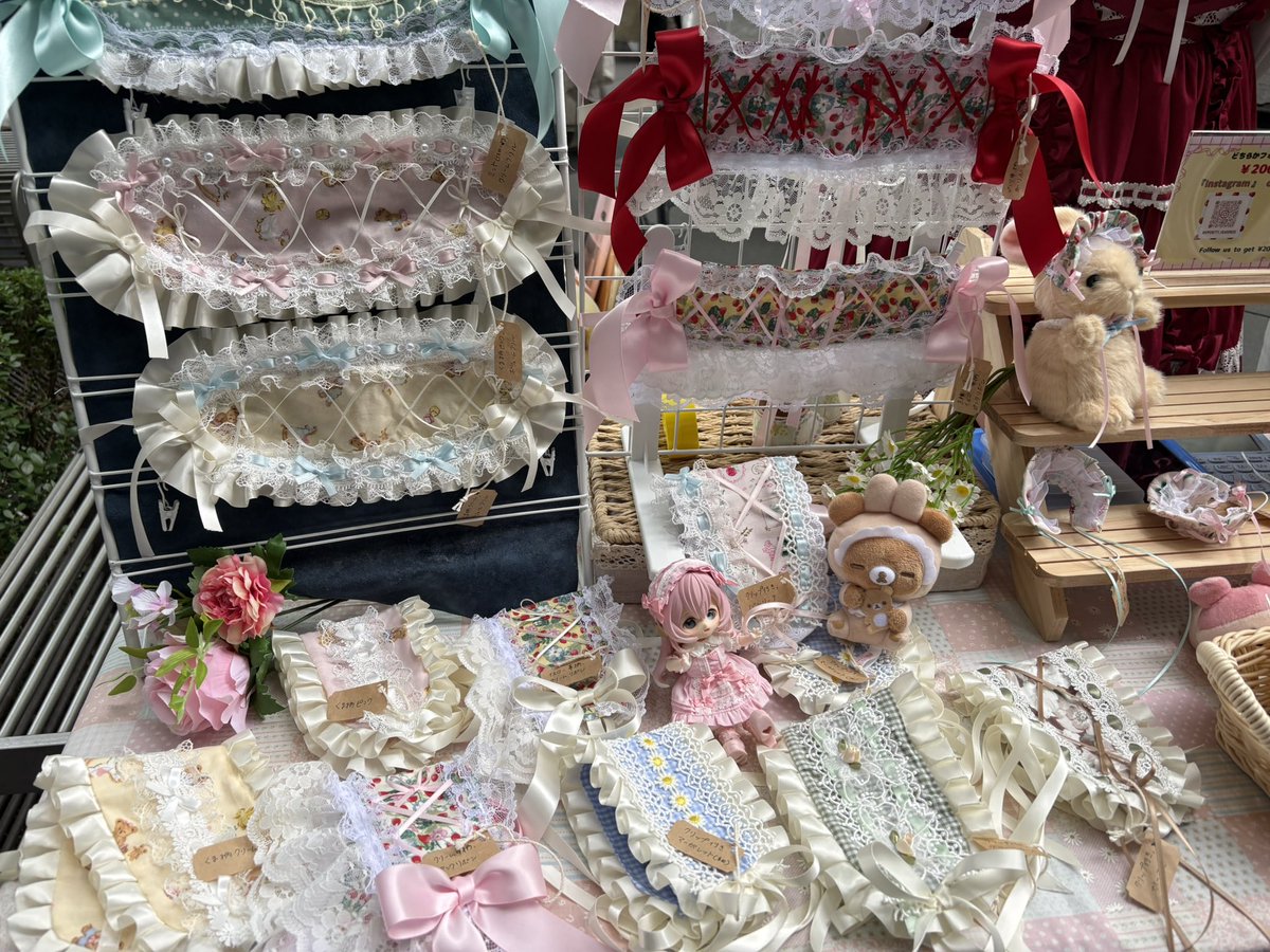 kitakore8888's tweet photo. ハンドメイドマルシェで可愛いぬいぐるみ用のボンネットを購入した‼️‼️‼️‼️天才的に可愛いので見てほしい🫪💕💕💕💕💕❣️❣️❣️❣️ #ぬい活  #リラックマ  #チャイロイコグマ  #ハンドメイド https://t.co/cFRlEAjWHp