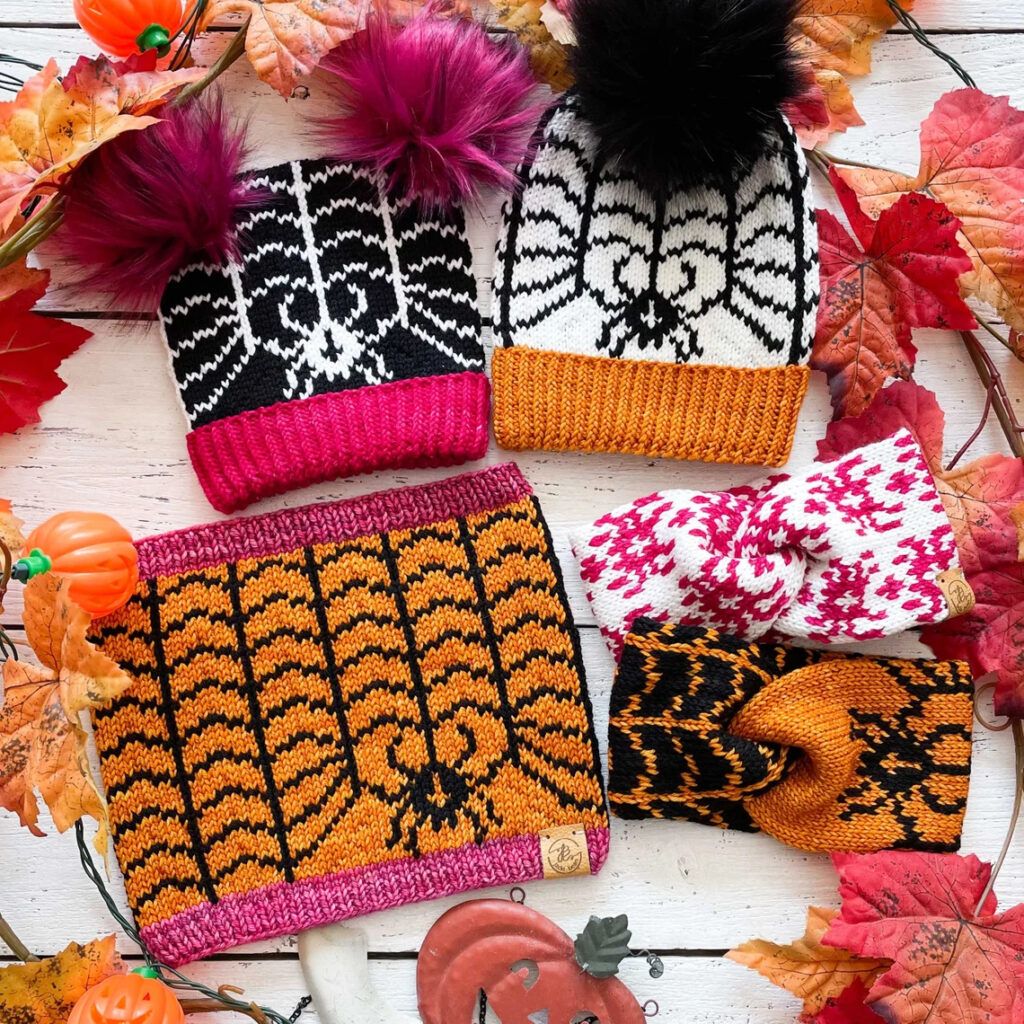 knithacker's tweet photo. Knit Web Cowls and Beanies For the Spooky Season: 👉 https://t.co/NWdpA0kOAL - designed by Noemi Zimmer for Jacki Bean #knitting #handmade #halloween #spookyseason 🖤🕷️ https://t.co/FdUMuZMxnv