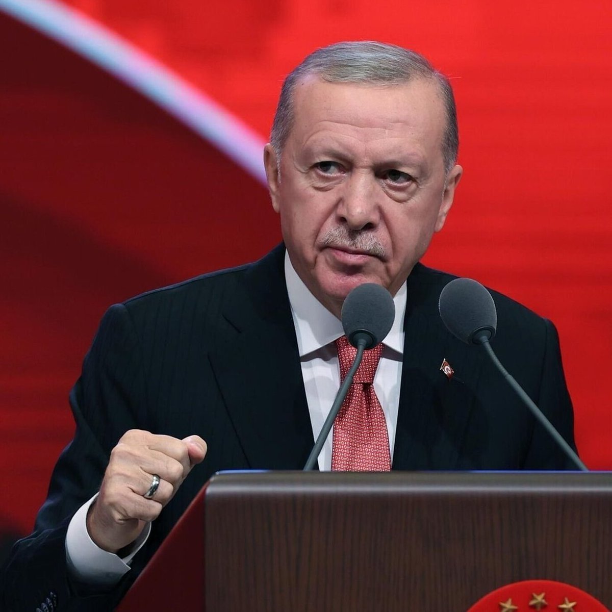 eneserdengecti's tweet photo. Başkan Erdoğan:

“Türkler, Kürtler ve Araplar olarak, 838 sene önce Kudüs-i Şerif’i Haçlılardan kurtaran Selahaddin Eyyubi’nin ordusunda olduğu gibi kenetleniyoruz.” https://t.co/buvHXfiAp3