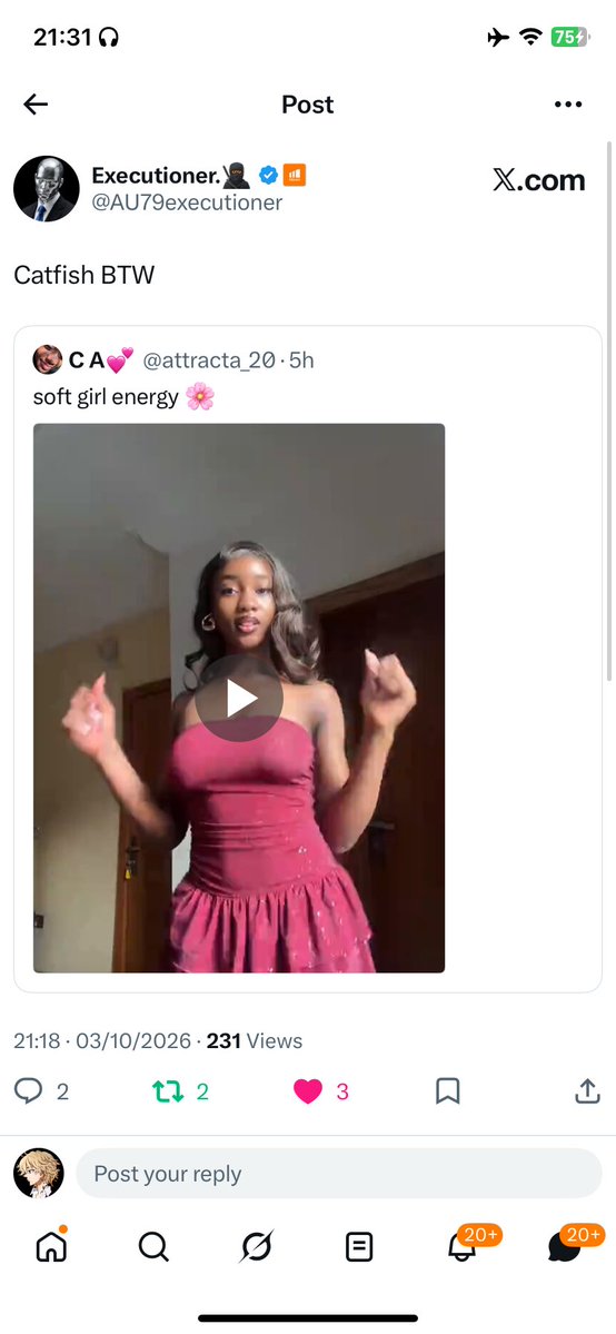 w1n5t0nxD's tweet photo. Wait, so this girl na catfish??😳😳 https://t.co/RmUrBfshiz