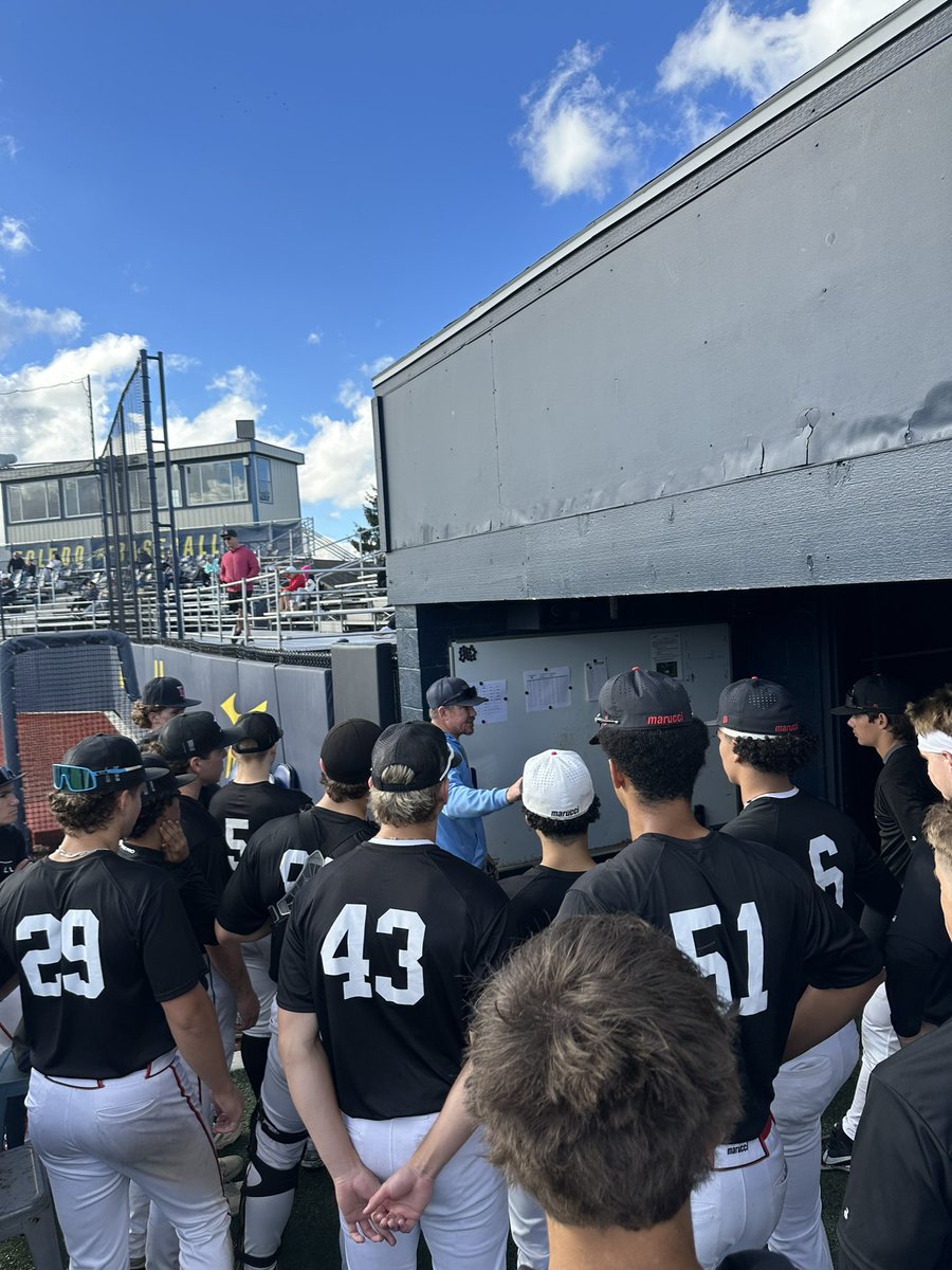 T3_Warhawks's tweet photo. Spent the morning in Toledo with the 🚀🚀

@ToledoBaseball https://t.co/yZehgHzkRp