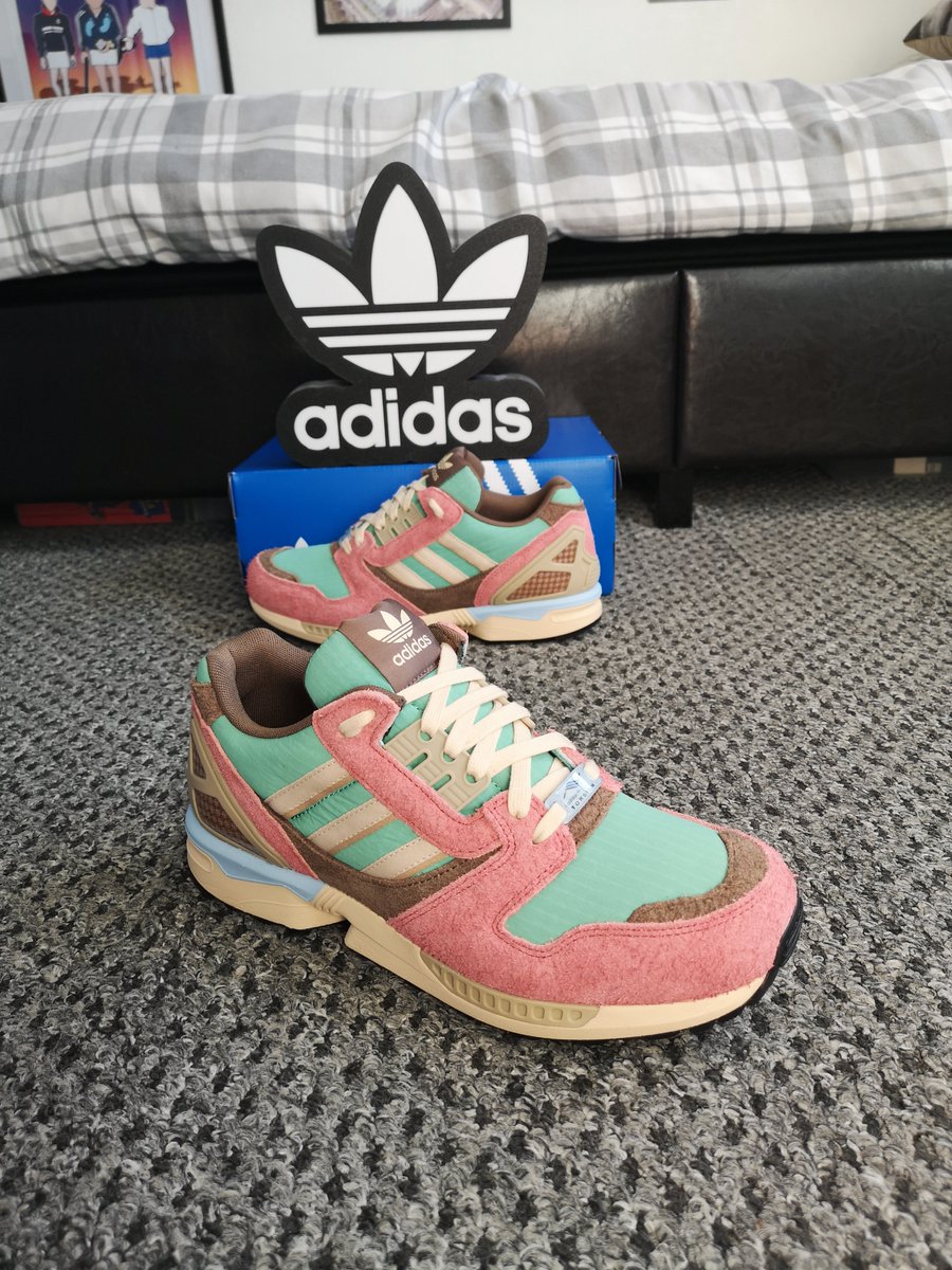 SeanWard86's tweet photo. Quality delivery received earlier this week πππ» a new pair of Adidas ZX 8000 π€© absolutely obsessed with this CW πππ»///
#adidaszx8000 #shareyourstripes #adidasaddict #sneakerhead #adidaslover #adicasual https://t.co/mlwD7QlsGb