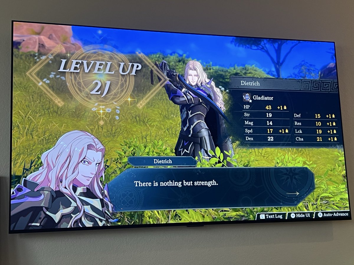 Cosplaytendency's tweet photo. DIETRICH please actually level up strength. I BEG YOU! https://t.co/rSvSDDG5kv