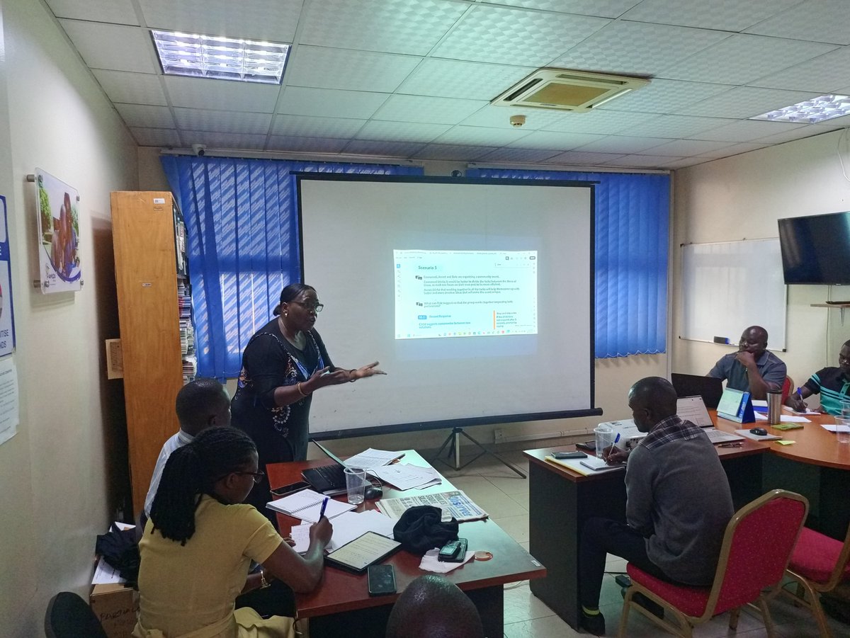 UwezoUganda's tweet photo. #Day 3️⃣ of the ICAN-ICAR-ICASES pilot training, saw the Trainers and PMTs test their knowledge practically in the field by assessing children at household-level ahead of the enumerator training and assessment that kick off next week in 5⃣ host and refugee context settings in Uganda🇺🇬. 

#FoundationalLearning #Evidence4Impact #SDG4