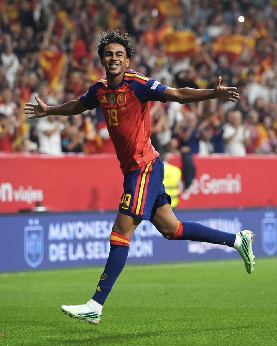 ActuFoot_'s tweet photo. 21 dernières titularisations de Lamine Yamal 🇪🇸 🟰 21 VICTOIRES ✅. 🤩 https://t.co/CQquaYa1P7