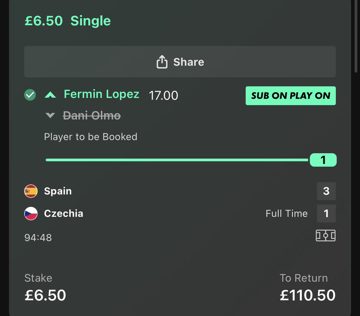 RossPaton12's tweet photo. @A6788C backed lopez in play gahahah, cheating rat i love HIM and you https://t.co/JDtulbrfbO