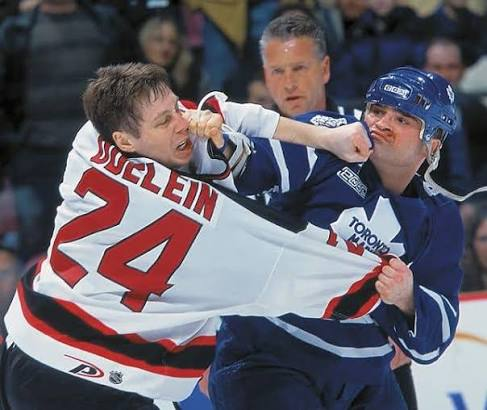hockey_vintage's tweet photo. Deeply saddened to learn of the passing for former NHLer and Stanley Cup Champion Lyle Odelein at just 58 years old, gone way too young. Lyle was a fierce competitor on the ice and always known for being a great teammate too. He will be greatly missed

RIP Lyle https://t.co/c3duPsGmTJ