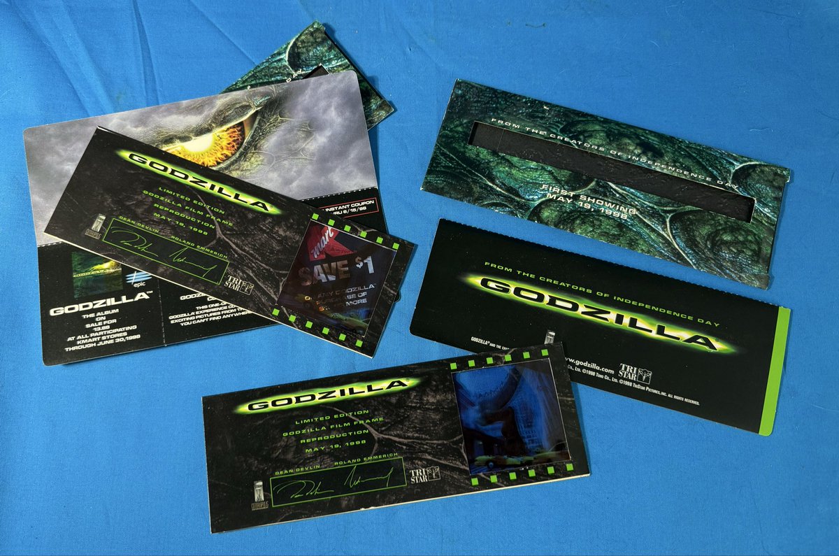 JohnEblan's tweet photo. Came across these in the collection today. Back when you got some cool stuff from the theater. Godzilla May 19, 1998. Very cool film frame.
@Dean_Devlin https://t.co/tT4MH9yuds