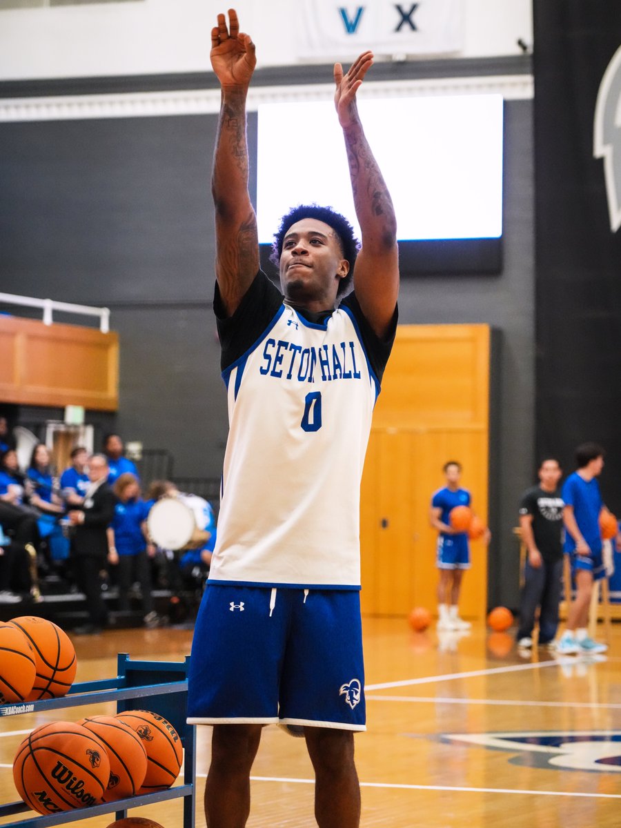 SetonHallMBB's tweet photo. Loved showing out for Pirate Nation at today's All-Star Showcase ⭐️🏴‍☠️

#DDD https://t.co/6MvZgSIMMe