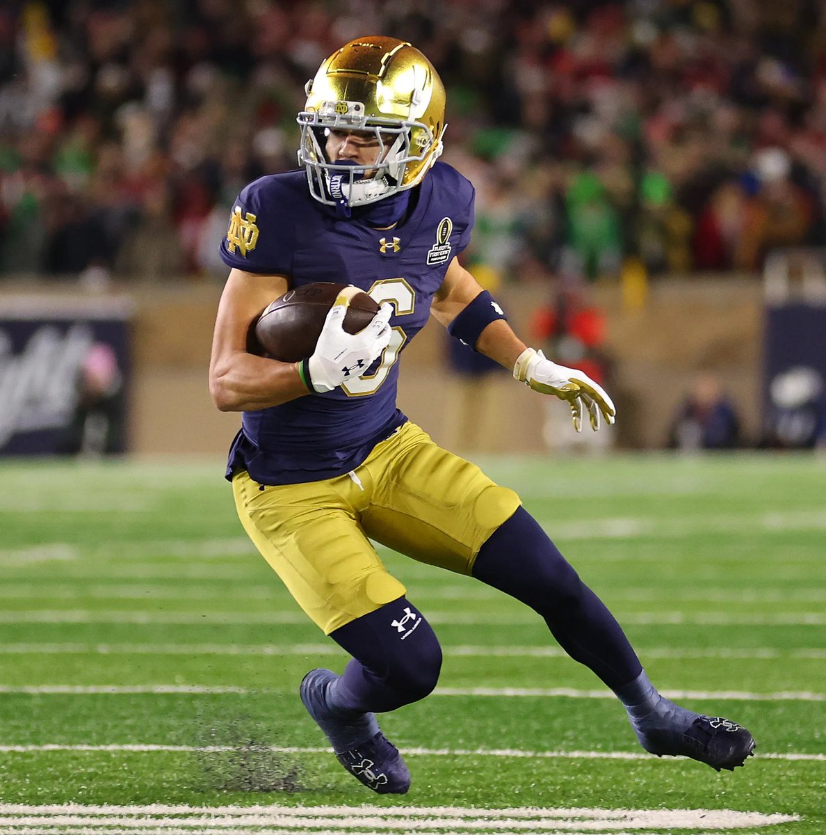 spicoli_75's tweet photo. @Jordan6Faison did work today.
8 rec
132 yds
Long 39
Avg 16.5
2 TDs
#GoIrish #NDvsUNC #LeaveNoDoubt https://t.co/t548ARglvQ
