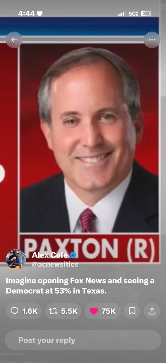 luvsitxx's tweet photo. @NewReaganCaucus why do his eyes look like that https://t.co/xxT34AsvFh