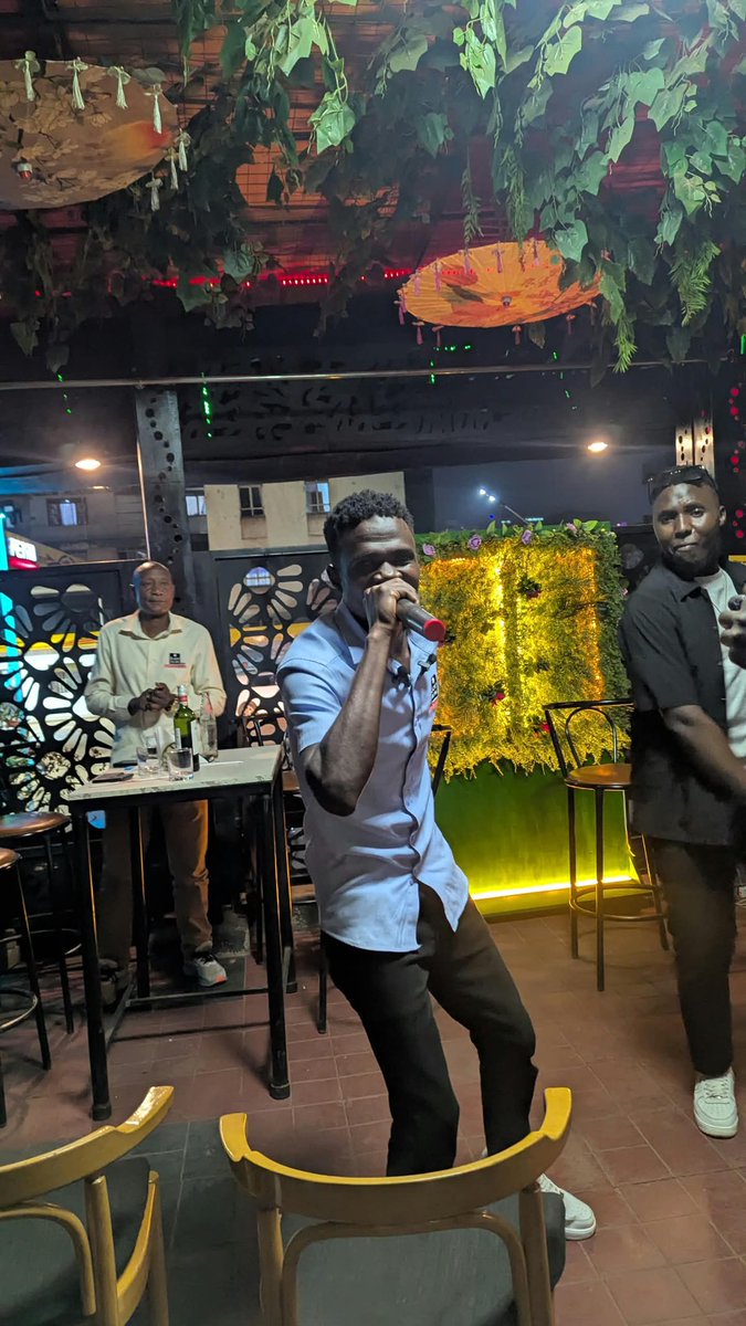 Creatives_mixer's tweet photo. Performance that went down at the creatives mixer first edition 
#creativesmixer https://t.co/BhVNbFOxrC