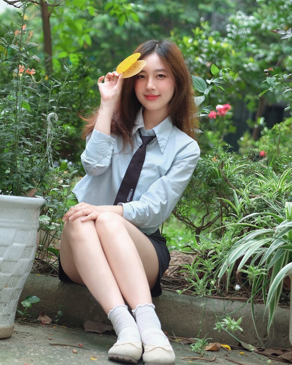 thcousin's tweet photo. Đố ai khuyên được em ngừng yêu anh!
XciW https://t.co/bC93qGtEup