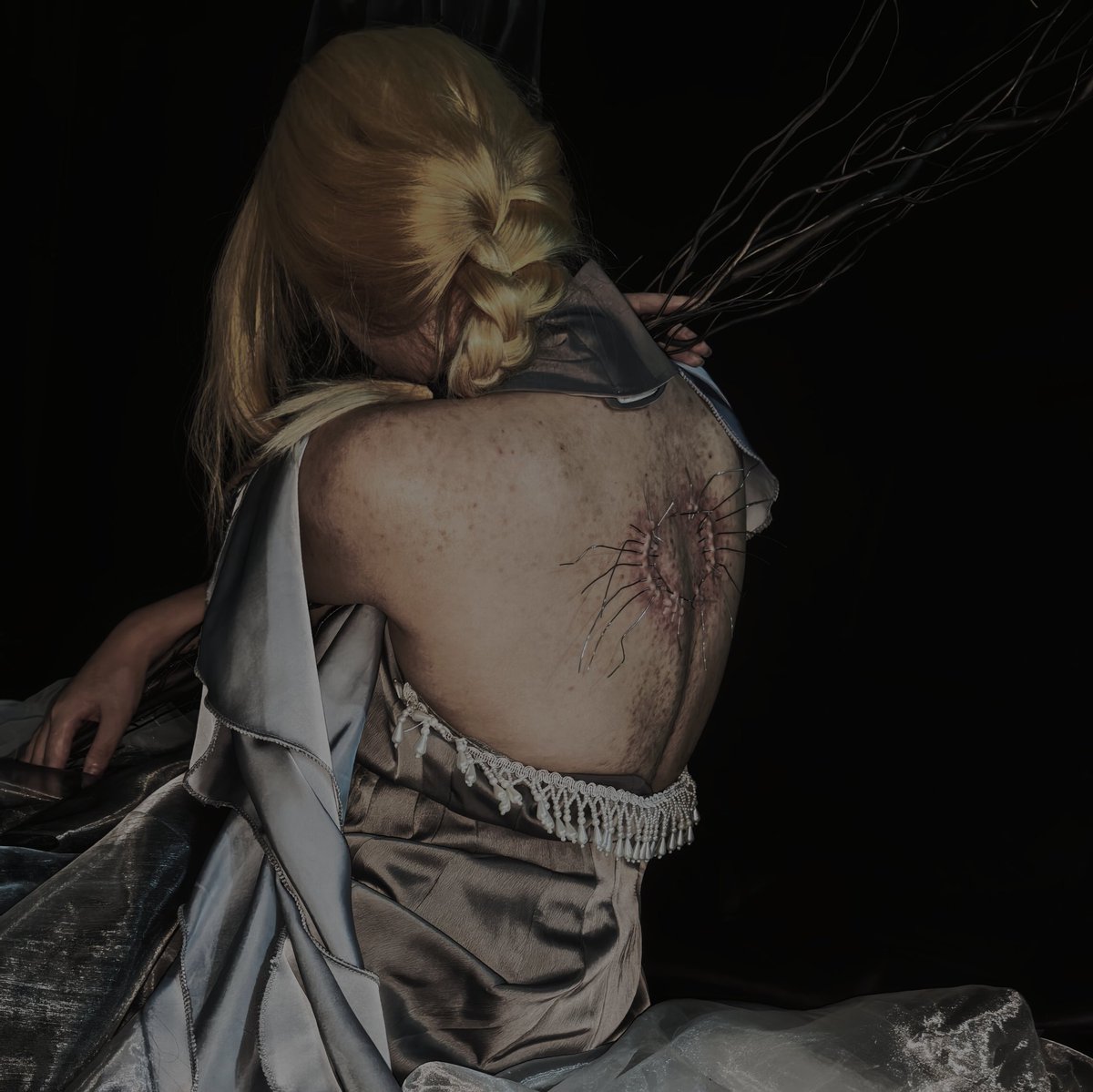 Hynsug_aaugcx's tweet photo. #EldenRing #EldenRingCosplay #Fia #FiaCosplay #DeathbedCompanion #Cosplay #FromSoftware
#人皮扣 #穿刺
特别感谢 @outuwu___ https://t.co/KaF5AYLnit
