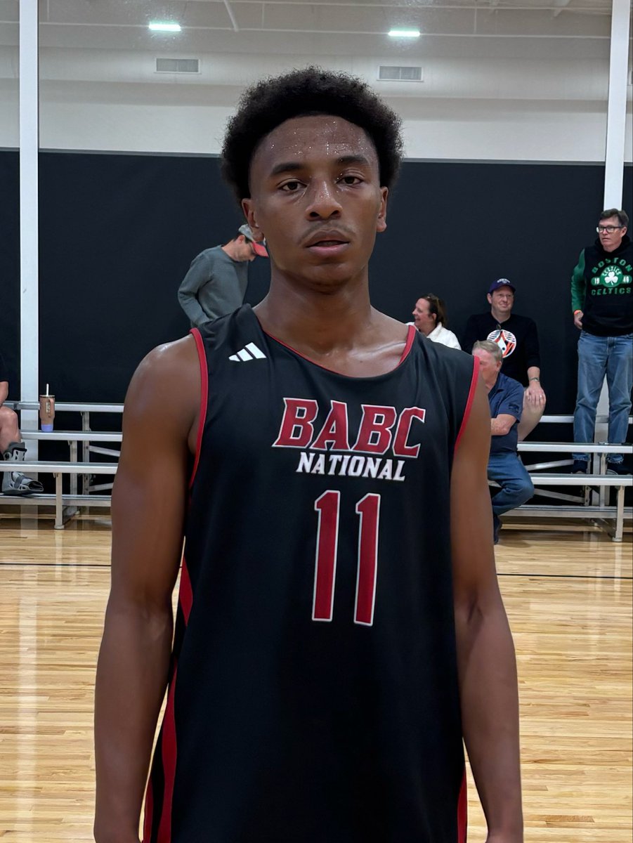 DylanThayer0's tweet photo. Thayer Academy &amp; BABC National 2028 guard Justice Grant continuing to put it all together this fall. May have the most bounce in the gym today and uses it well to defend paint or dunk. Really shifty on the attack and has a big junior season in his sights. #NEHF @NERRHoops https://t.co/ODNZNQQuhm