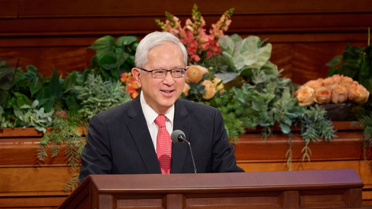 Ch_JesusChrist's tweet photo. "In a world of commotion, contention, and cares, the Lord invites us to a place of spiritual safety, harmony, and holiness—the House of the Lord."   —Elder Gerrit W. Gong (@GerritWGong)   #GeneralConference https://t.co/x1kRiyvvII https://t.co/WtNliiouMM