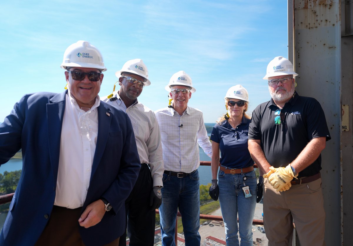 DukeEnergy's tweet photo. Honored to welcome @ENERGY's @SecretaryWright to Duke Energy's Roxboro Plant yesterday. The DOE selected Roxboro for a $28.4M investment in reliability projects that will strengthen critical infrastructure, support reliable service and help reduce project costs for customers. https://t.co/rqpSixiUHC