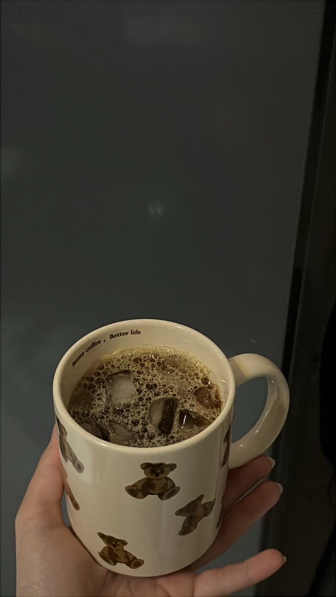 WYJ9_'s tweet photo. معشوقتي🤎 https://t.co/koWCwv2ya3