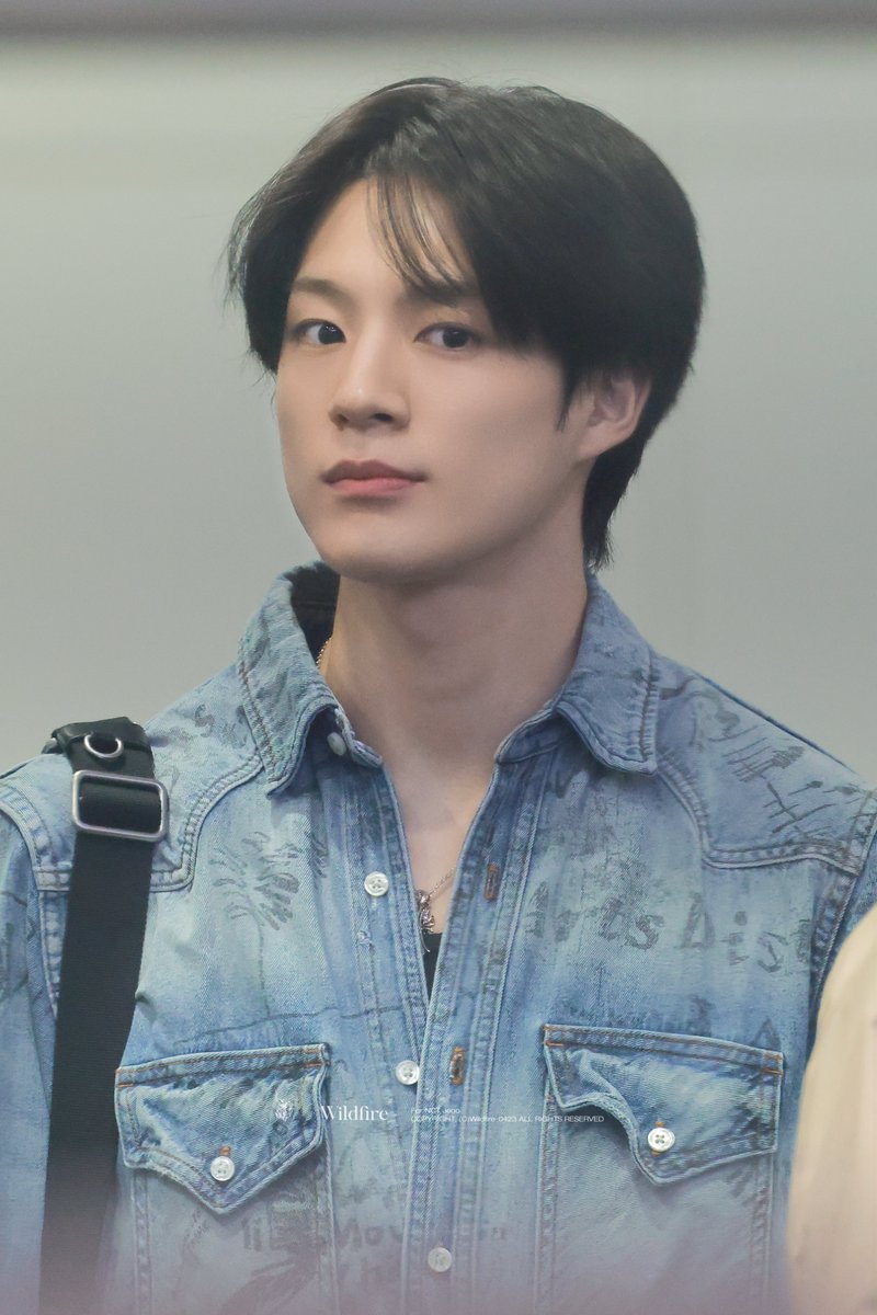 Wildfire_0423's tweet photo. 261004 #제노 #JENO #엔시티드림 #NCTDREAM https://t.co/8PEJd9HA75