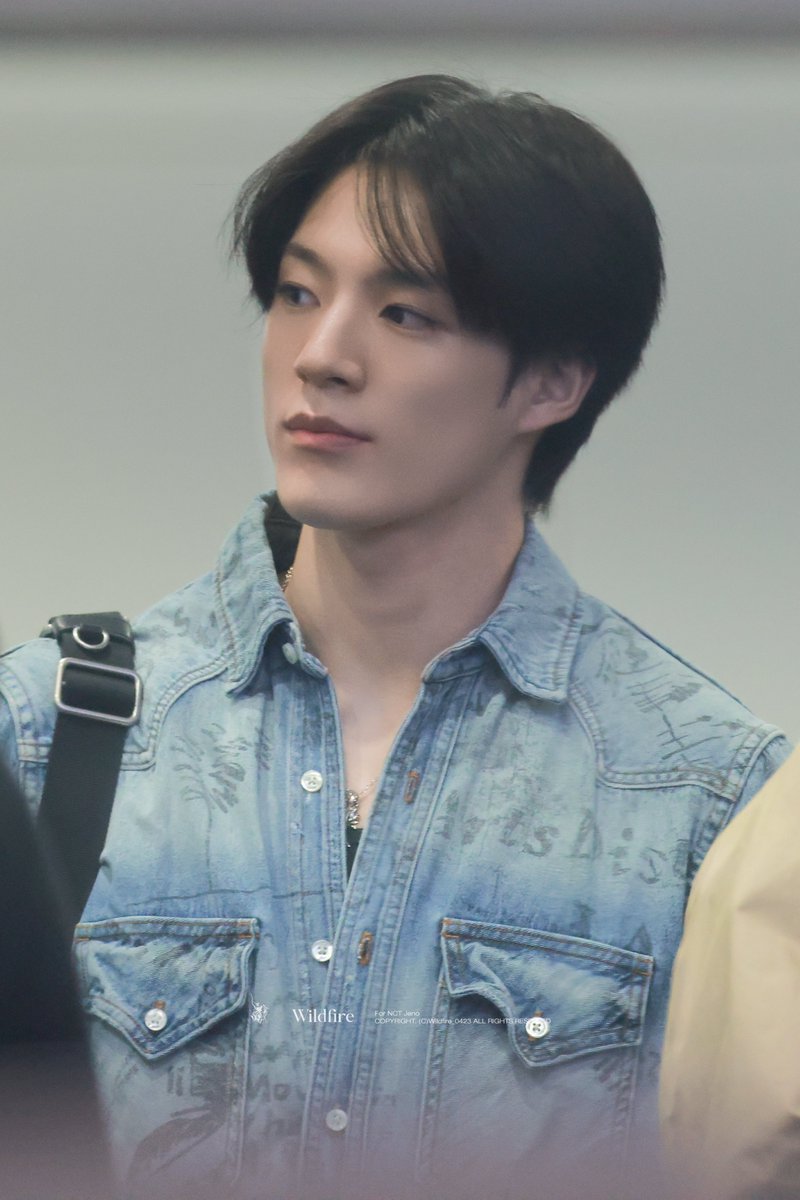 Wildfire_0423's tweet photo. 261004 #제노 #JENO #엔시티드림 #NCTDREAM https://t.co/8PEJd9HA75