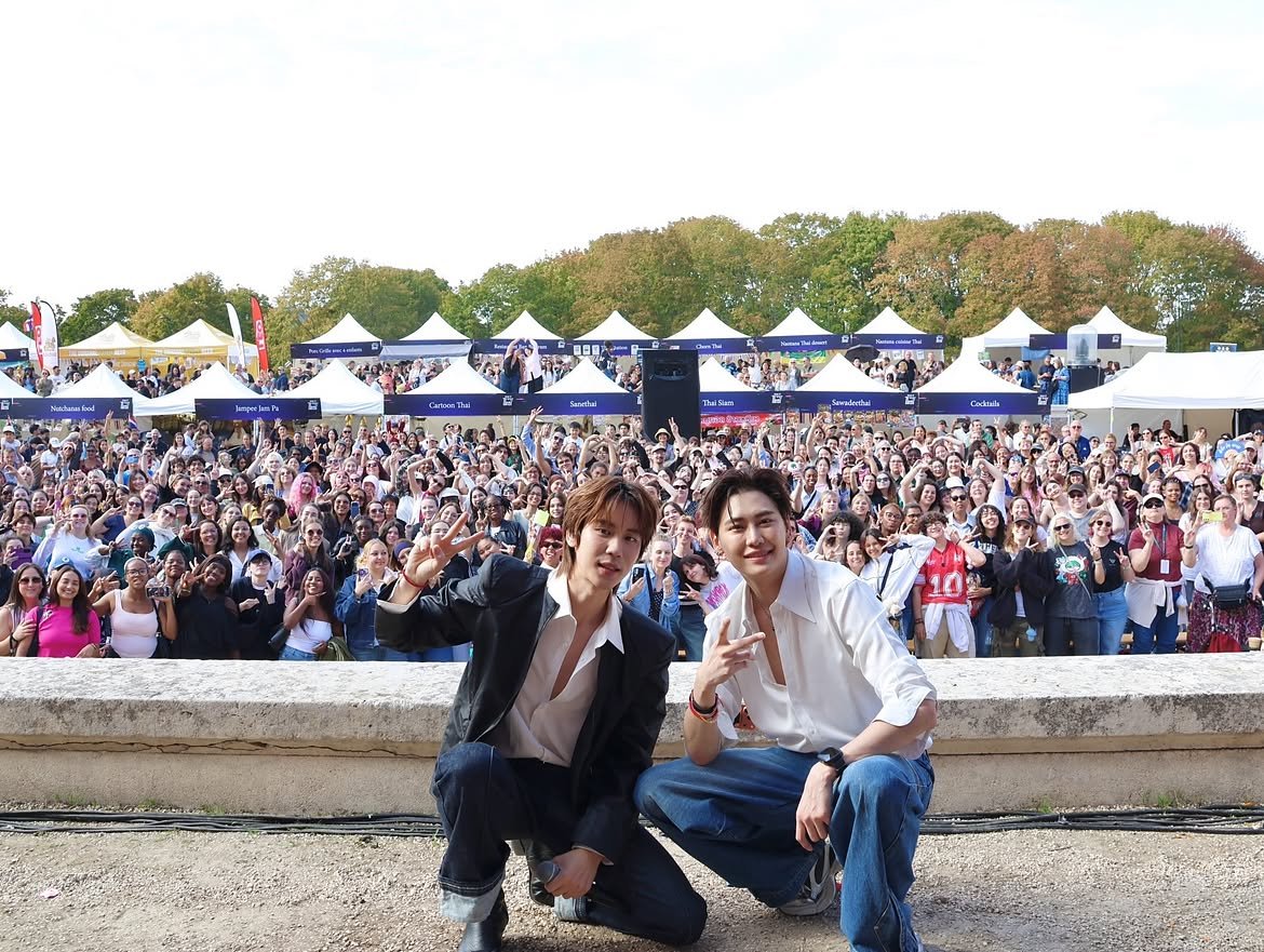 PremSpace_THFC's tweet photo. 💌 03.10.2026
IG update : gmmtv

BOUNPREM THAI FEST IN PARIS 

#BounPremxTouTaFaitThai2026
#prem_space #BounPrem

งานวันนี้สนุกมากครับ บุ๋น-เปรมต้องขอขอบคุณสถานเอกอัครราชทูตไทย ณ กรุงปารีส ที่จัดกิจกรรมดีๆแบบนี้ และขอขอบคุณคนไทยในปารีสและแฟนๆชาวปารีสที่ต้อนรับอย่างอบอุ่น หวังว่าโอกาสหน้าจะได้พบกันอีกนะครับ 🇹🇭🇫🇷🫶🏻

Aujourd’hui, ce festival était chouette. Nous remercions l’ambassade royale de Thaïlande en France d’avoir organisé cet événement merveilleux. Nous remercions également la communauté thaïlandaise et les fans en France nous avoir accueillis si chaleureusement. Nous espérons vous revoir très prochainement ! 🇹🇭🇫🇷🫶🏻

#GMMTV

📍https://t.co/WVQSyx1AaO