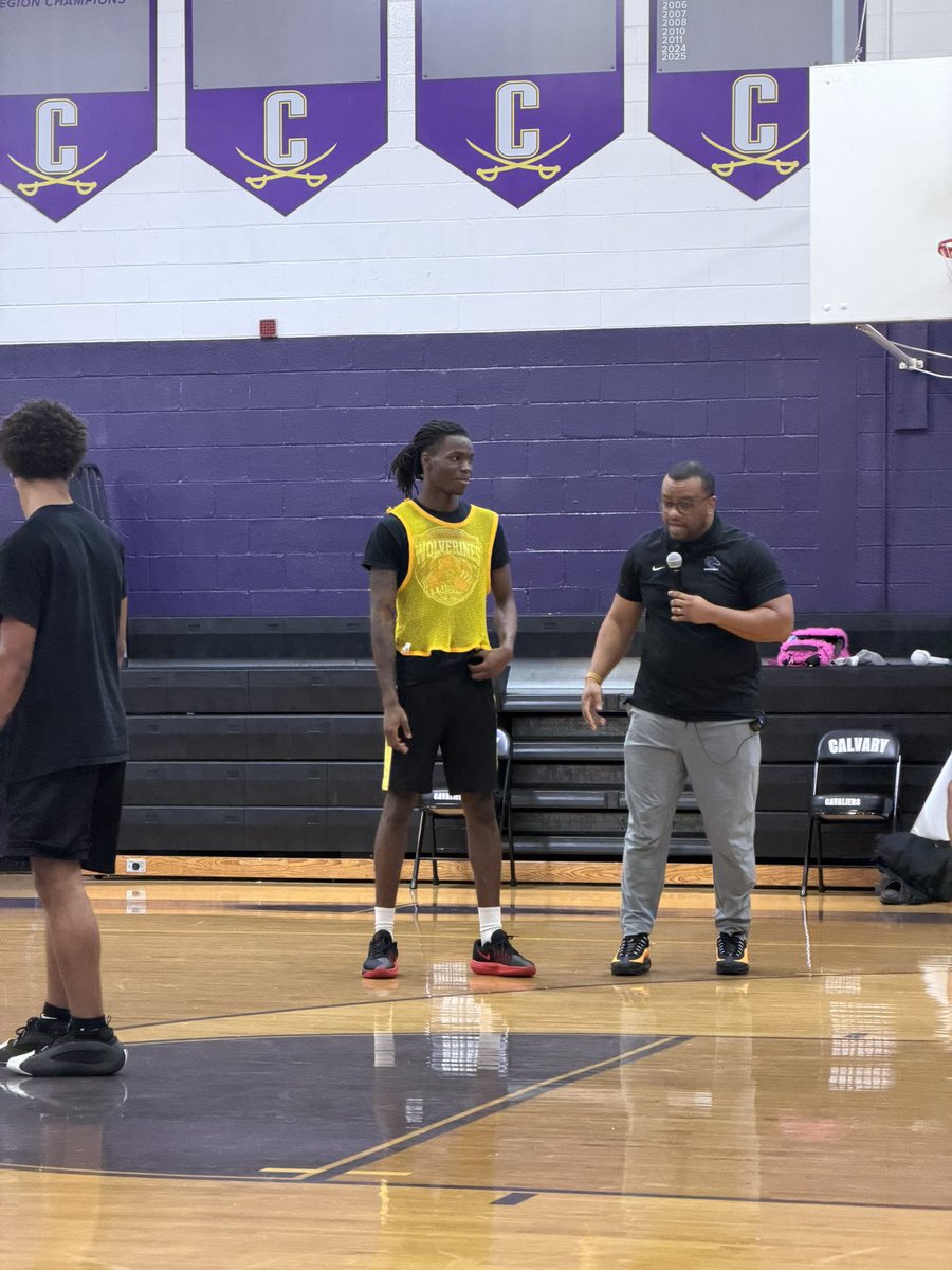 rvhs's tweet photo. 🏆🏀 Our very own Coach Staley was in Savannah leading a Championship Productions Clinic! What an incredible opportunity to share knowledge, develop athletes, and inspire the next generation.

#BlazerPride #ItsAllAtTheView #CoachStaley #NextLevel https://t.co/w3d7UDQWUP