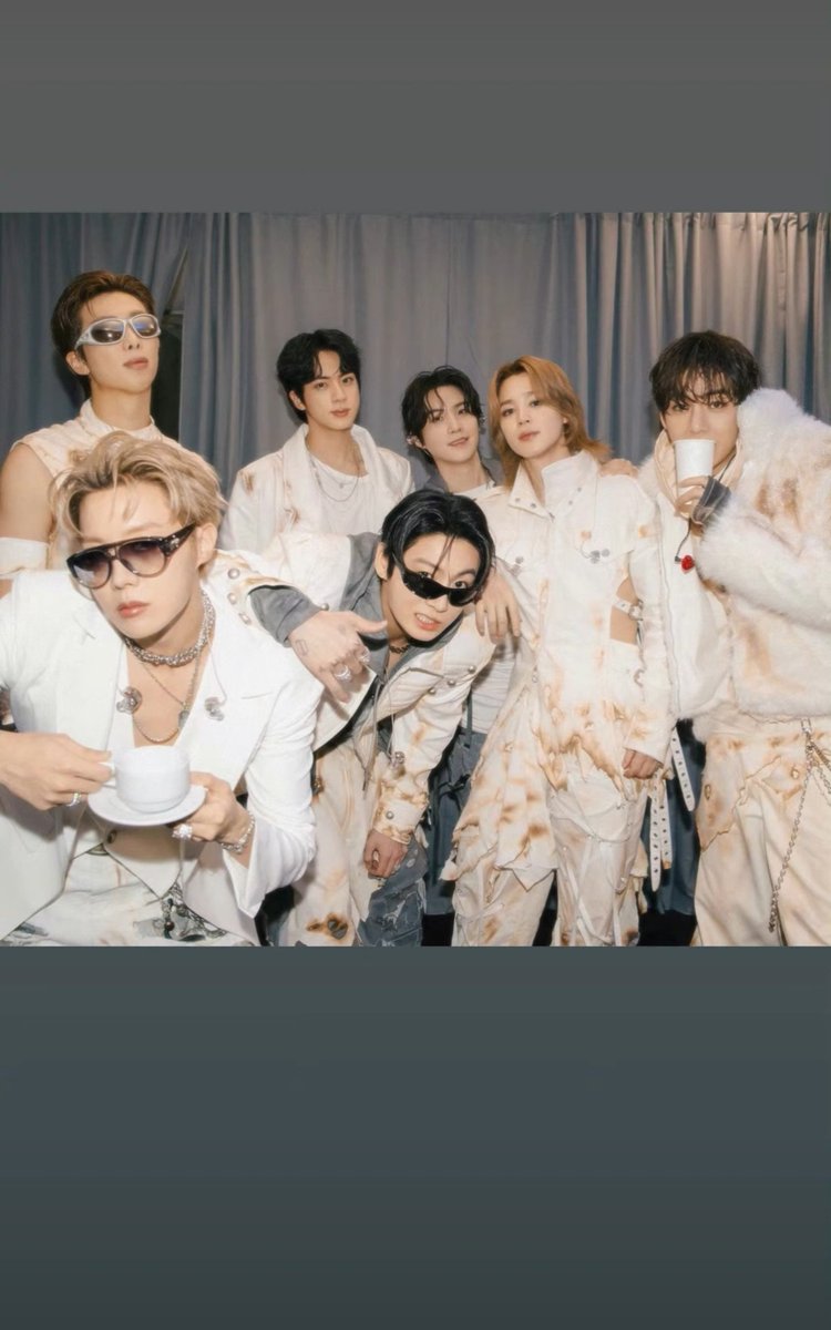 Arab_Armys_Vote's tweet photo. تحديث جيهوب عبر ستوري حسابه في الانسنقرام 💜.

@BTS_twt https://t.co/RXvP4CnkSU
