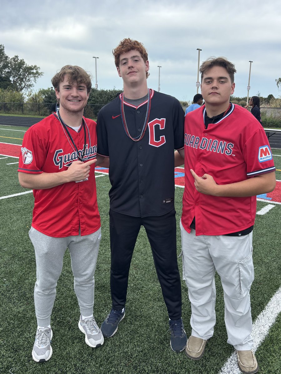 VASJHighSchool's tweet photo. The Viking Village wishes our @CleGuardians good luck in the #ALDS beginning today! #GoGuards https://t.co/AFOK9tEmQ5