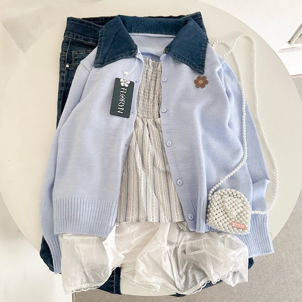 spilllala's tweet photo. CARDIGAN MIX DENIM🍰💙
-beneran ini jadi salah satu penemuan unik aku yaitu cardi mix denim gini kerahnya denim ga pasaran sama sekali kann unikkk✨️🤏🏻 https://t.co/wIq5FVPvkY