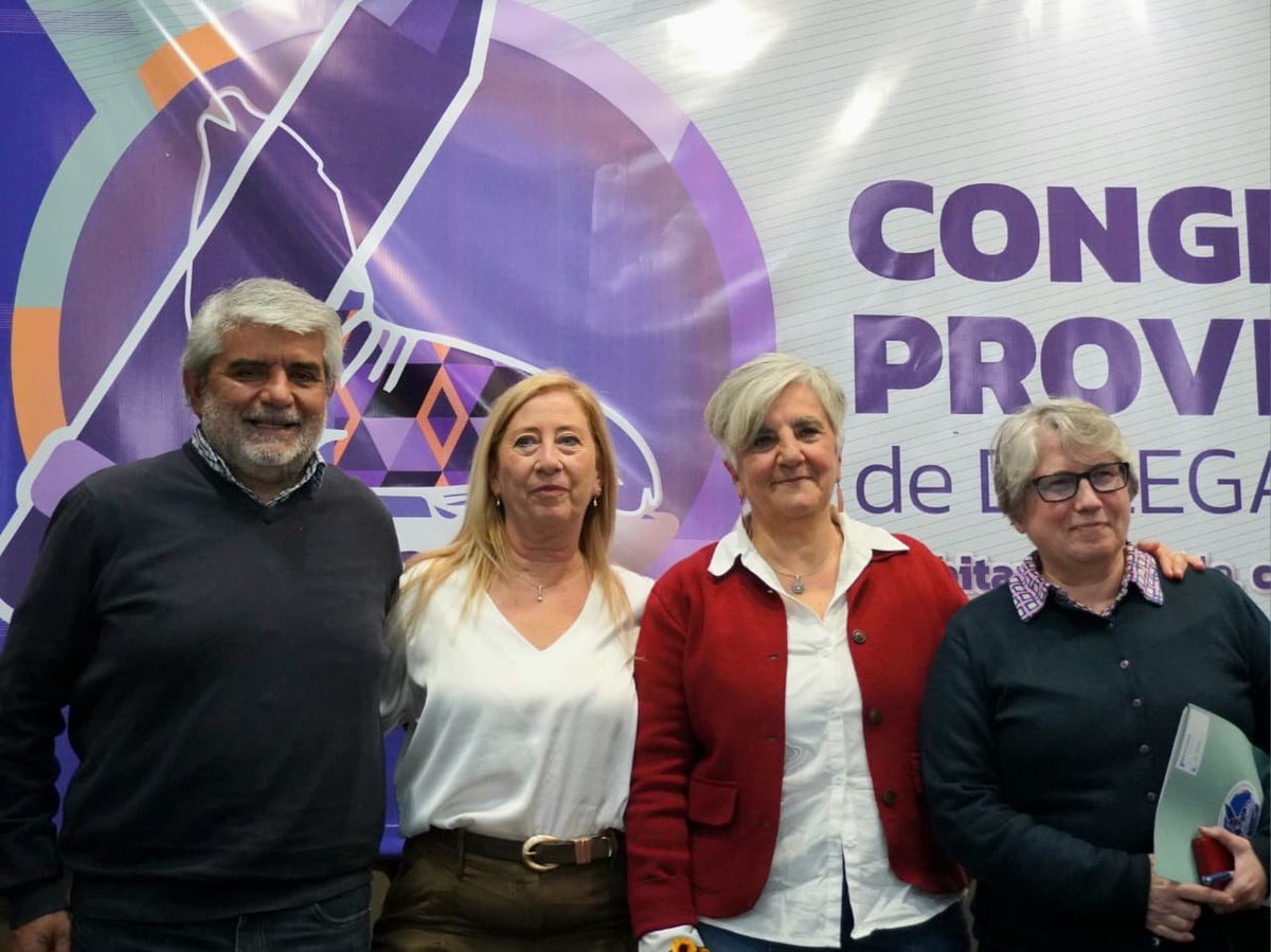 waltercorreaok's tweet photo. Participé del cierre del Congreso Provincial de delegadas y delegados del SADOP, junto a la secretaria general de @sadopnacion, Luz Marina Jaureguiberry; la secretaria general de @sadoppba, @adridonzelli; la directora general de Cultura y Educación, @flaviaterigi; la subsecretaria de Empleo de @trabajopba @claudialazzaro_ y más de mil representantes sindicales de todo el país.

Frente a un Gobierno nacional que desfinancia y margina al sistema educativo, ratificamos que los desafíos que enfrenta la educación y la comunidad educativa no se resuelven con un voucher, sino con políticas concretas y participación de las y los trabajadores.