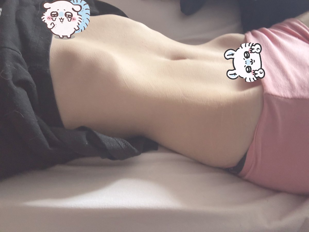 XpixieezstickzX's tweet photo. Big tummy i binged like a piggy yesterday but don’t worry ill make up for it for the rest of the week and the next i always struggle when i get close to my period but this time ill be good i promise 

#ana #edtwt #starvtwt #bc https://t.co/wfbyRBCyqk