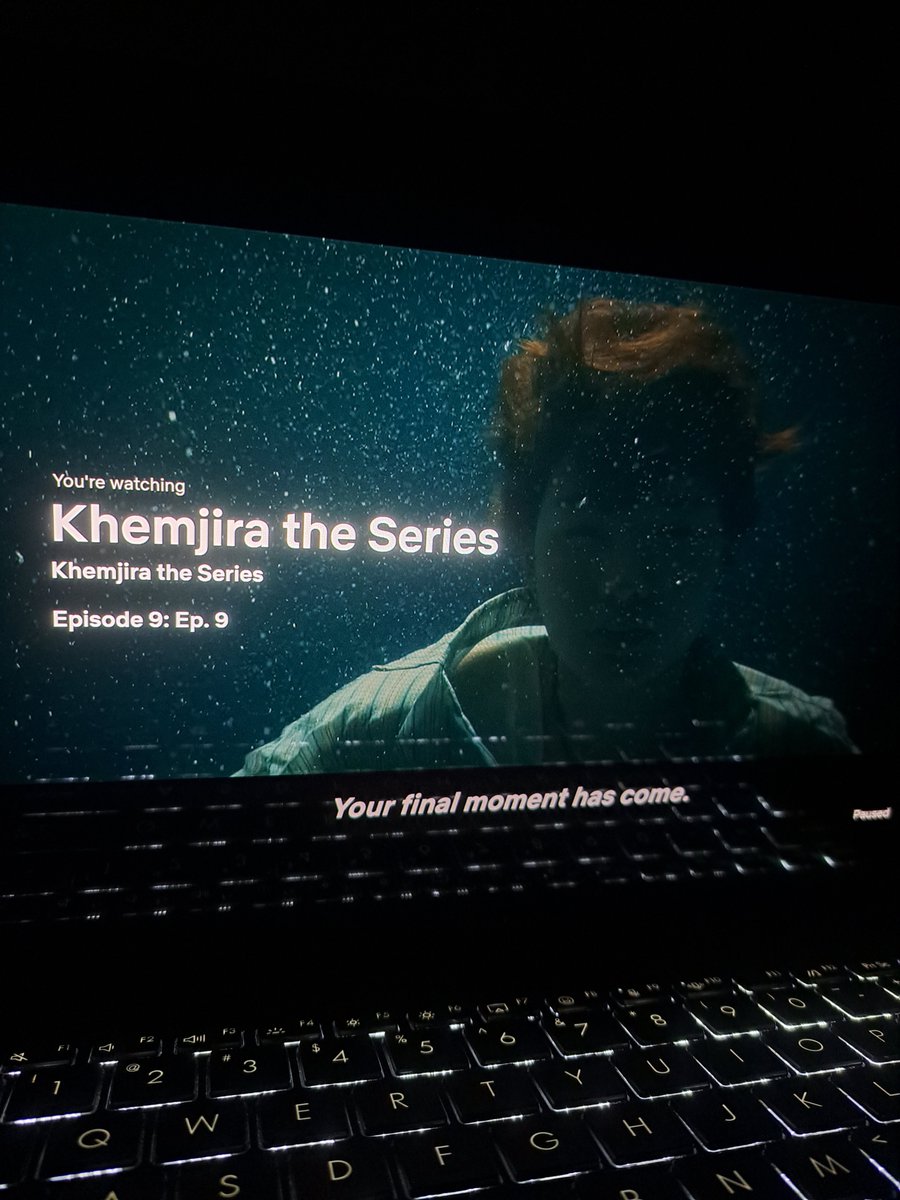 SokolateC's tweet photo. PFW is so stressful, so in theory Khemjira rewatch should be the perfect break from it. Wrong. It's ep9. I'm going to cry. I'm still watching it though.
P.S. I can't wait for the special ep trailer!!

KHEMJIRA FOREVER IS COMING
#KhemjiraRewatchEP9 https://t.co/aDX0e8zWMQ