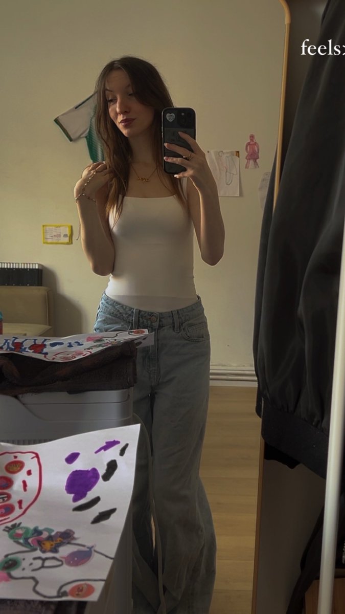 Priapria21's tweet photo. À genoux, prosterne toi. 
Remercie ta maîtresse d’exister. 

#ATM #paypig #soumis #findom #slave #moneymiss #moneyslave https://t.co/yk2uD95nct