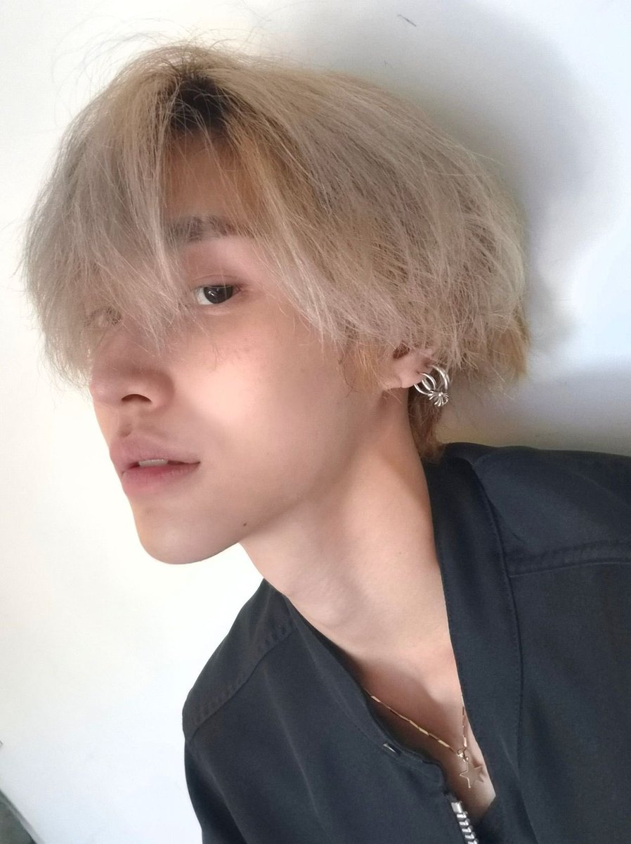 chococcd's tweet photo. ถึง ... คุณนางฟ้า 🧚🏻‍♀️🪽 (ครั้งที่ 18)
ขอให้จั้นได้พบรักกับผู้ชายหน้าตาแบบนี้ ต๊อง น่ารัก หล่อมากมาย เป็นกันเอง ใส่โคมฮ้าท พี่บี๋แมวเหมียว ไหล่กว้าง คิ้วบาก สันกรามชัดคม ฟันกาตุ่ย ปากเยลลี่ ตาไข่มุก กล้ามลีน ใจดี ยิ้มหวาน ผงพิกซี่ แมวดำลิมิตเต้ด 🐈‍⬛🩷⭐️ https://t.co/8CgdhMpn8T