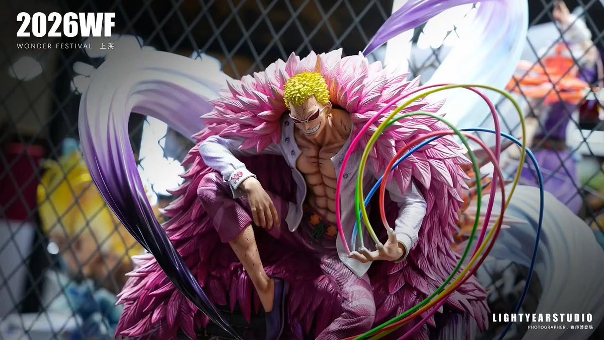 OPMerchandise's tweet photo. Here’s look at Donquixote Doflamingo from Light Year Studio.

More info to come.

#OnePiece https://t.co/7Iv3J8LlRp